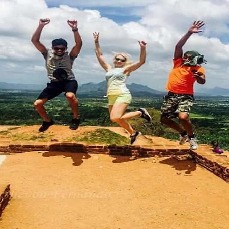 Amaya River Side Homestay Sigiriya Exteriér fotografie