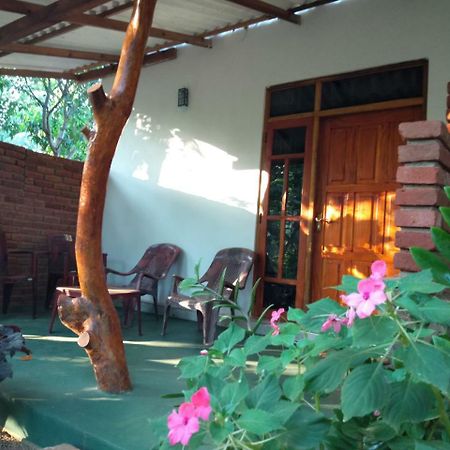 Amaya River Side Homestay Sigiriya Exteriér fotografie