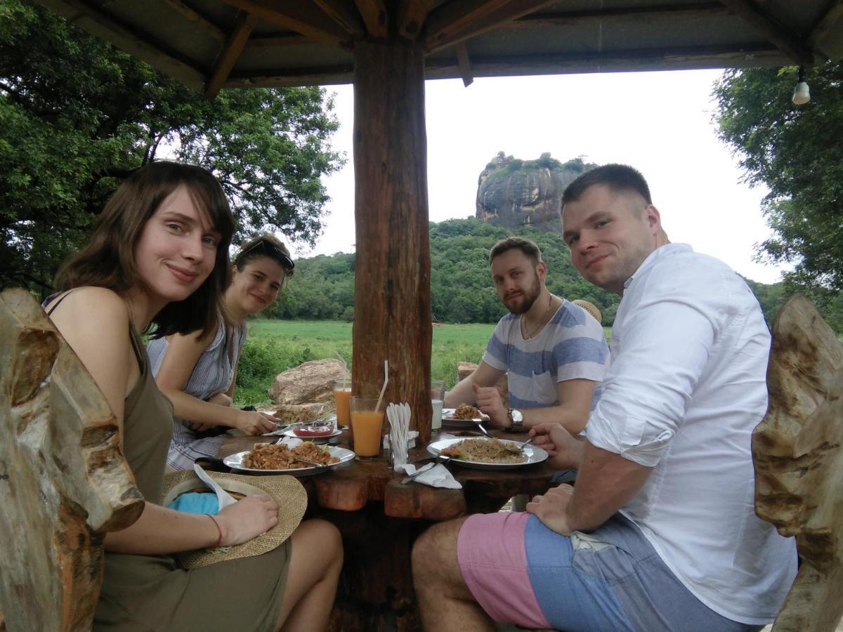 Amaya River Side Homestay Sigiriya Exteriér fotografie